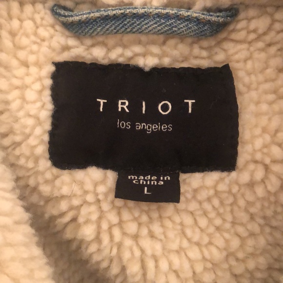 Blue Jean Jacket Fleece Collar - Picture 2 of 3